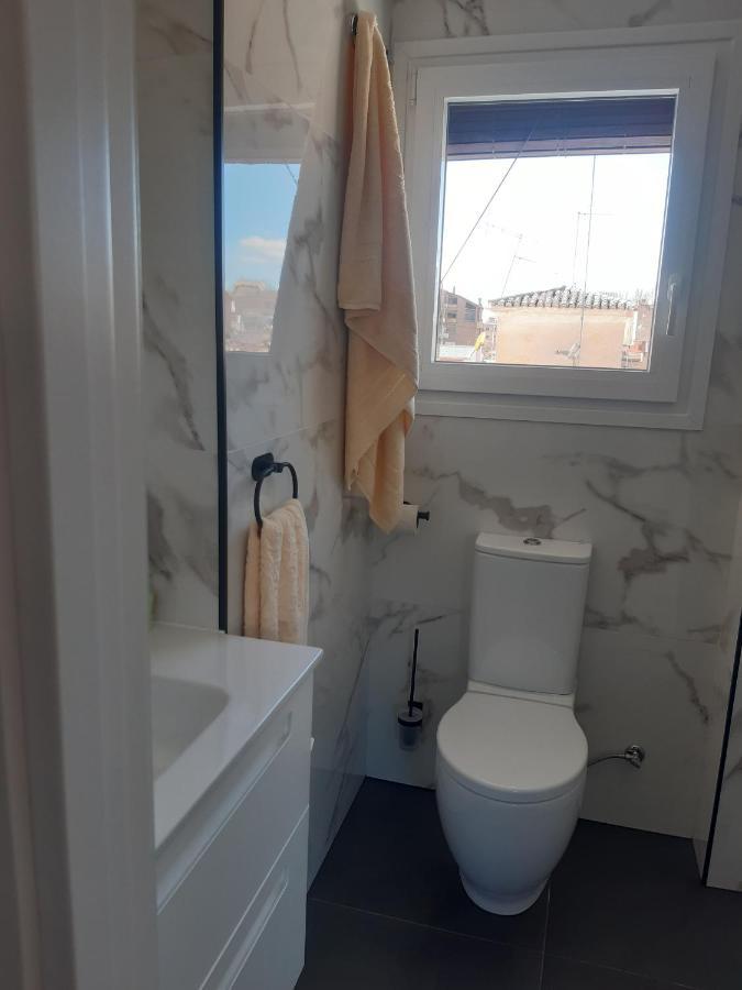 Appartement Habitacion Con Bano Privado Y Vistas à Grenade Extérieur photo